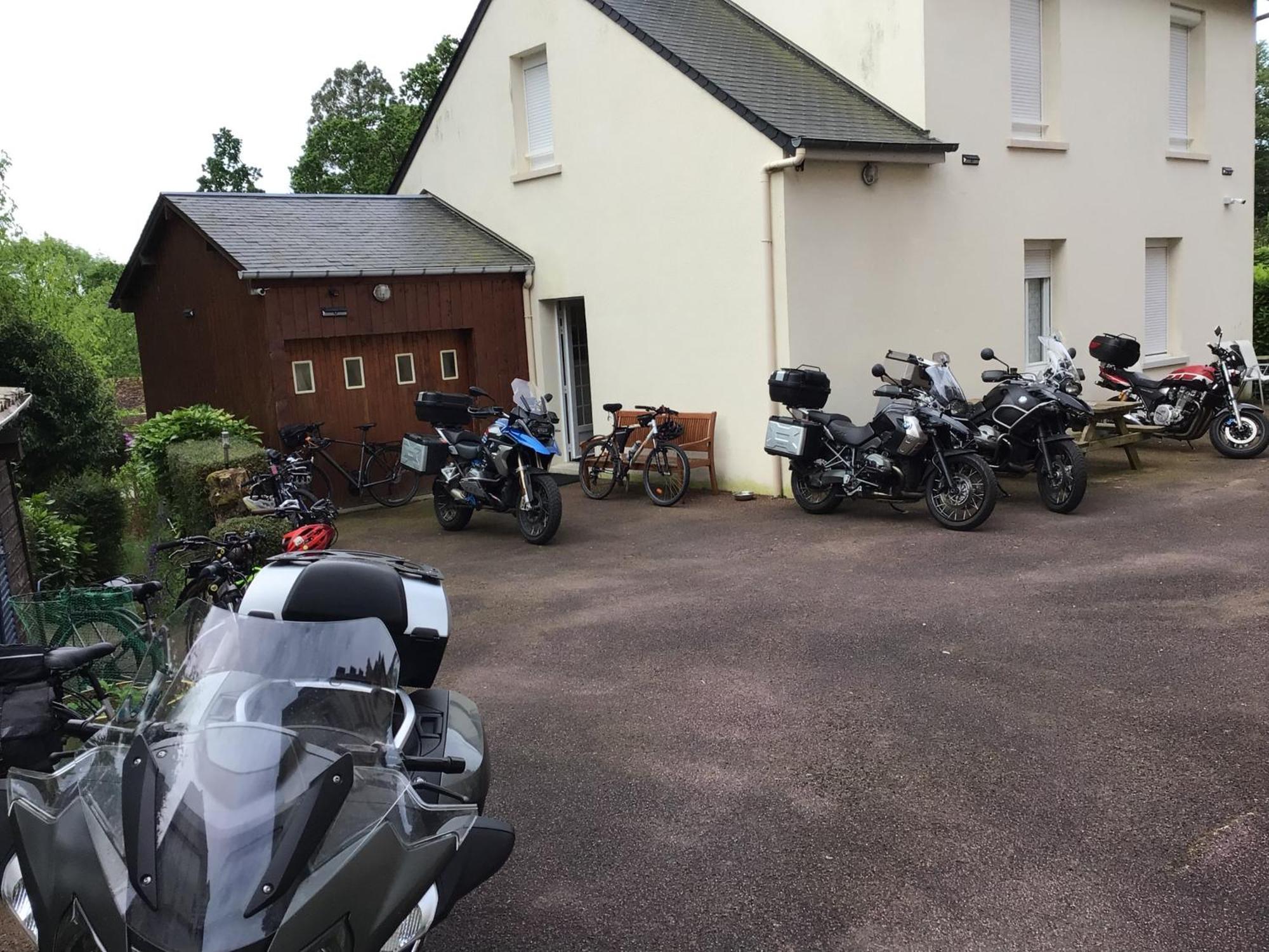 Hotel Bellevue Bagnoles Normandie Bagnoles de l'Orne Normandie Εξωτερικό φωτογραφία